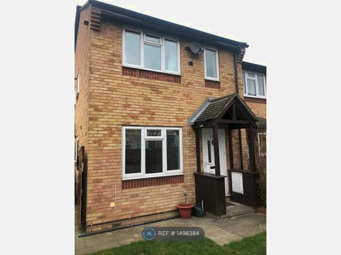 2 Bedroom Terraced House To Rent In Rectory Lane, London, SW17