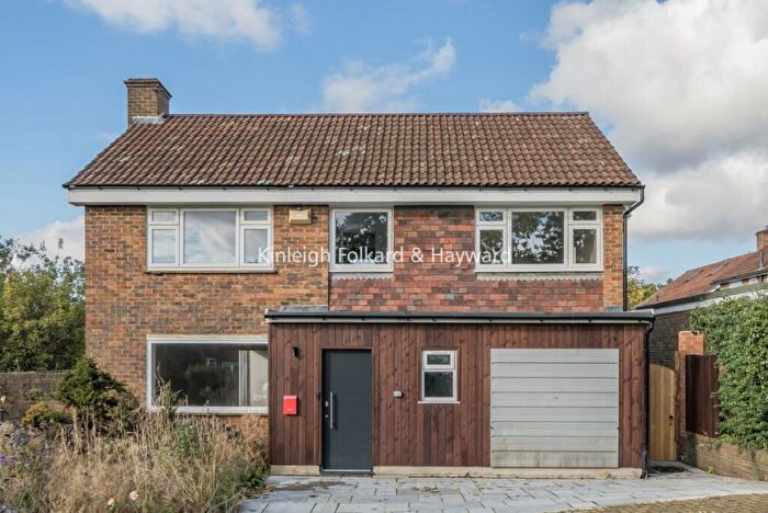5 Bedroom House To Rent In Rouse Gardens, London, SE21