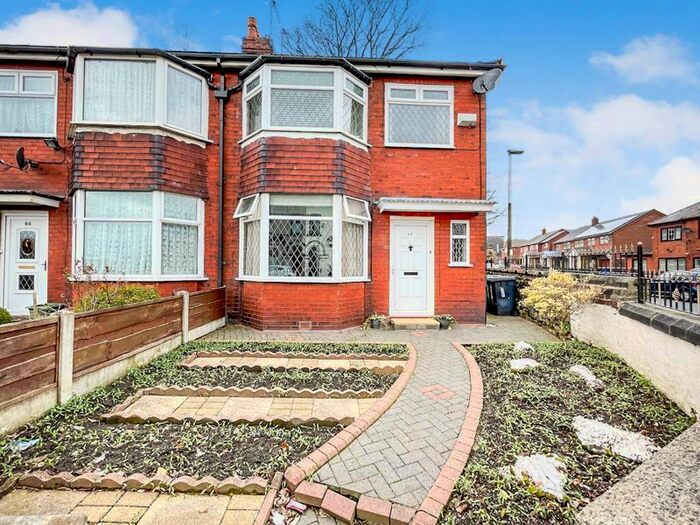 2 Bedroom Semi-Detached House To Rent In Alfred Street, Bury, BL9