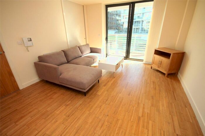 2 Bedroom Flat To Rent In Kelso Place, Manchester, M15