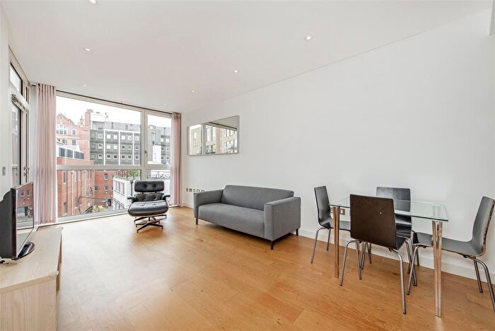 1 Bedroom Flat To Rent In Hepworth Court, Grosvenor Waterside, Gatliff Road, London, SW1W