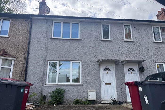 3 Bedroom House To Rent In Mill Street, SL2