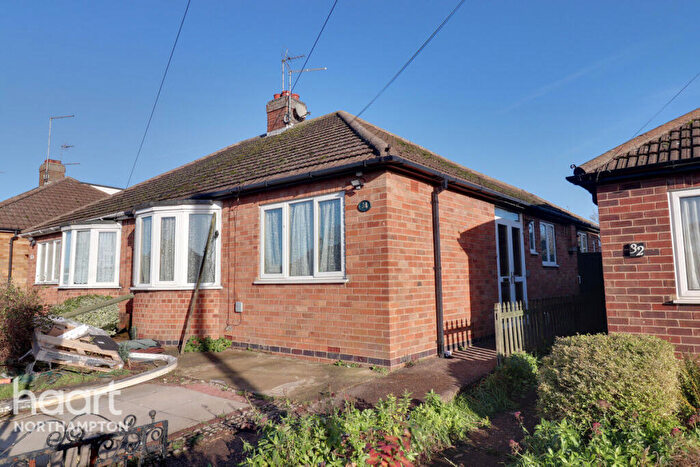 3 Bedroom Bungalow To Rent In Tann Road, Wellingborough, NN9