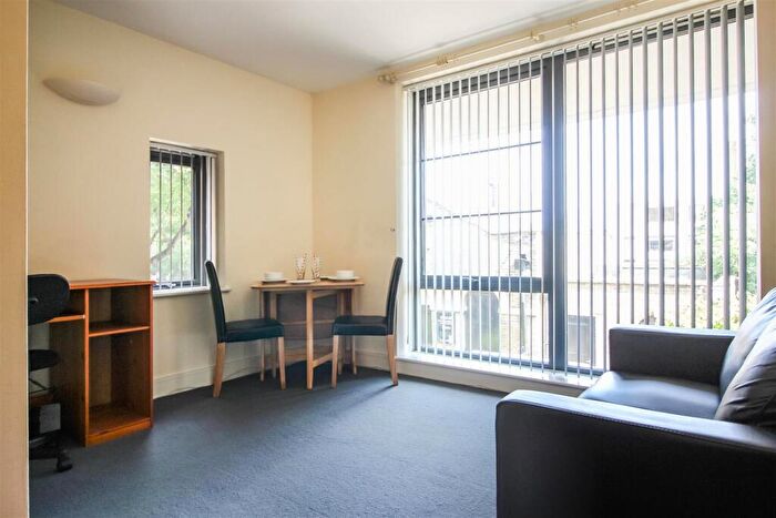 1 Bedroom Flat To Rent In Burgate Lane, Canterbury, Kent, CT1