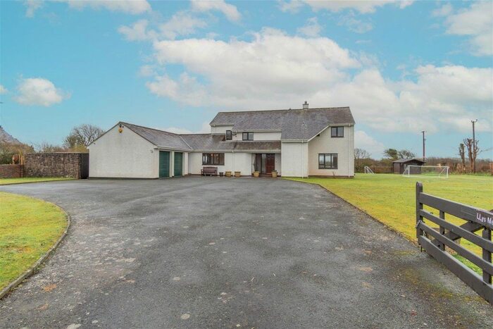 5 Bedroom Detached House For Sale In Llangristiolus, Bodorgan, LL62