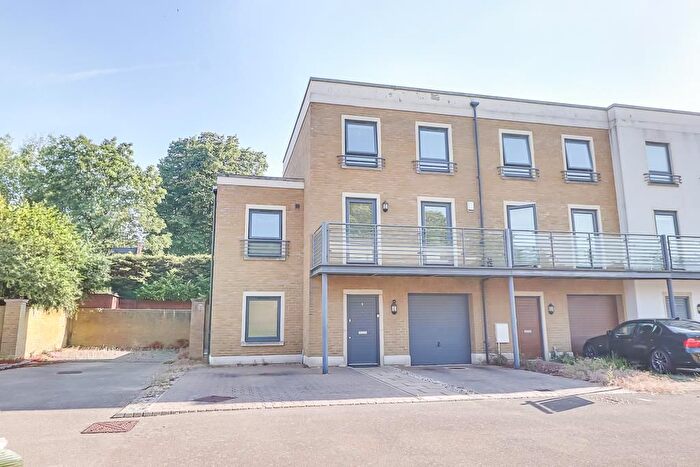 4 Bedroom Town House For Sale In Chapel Place, Shoeburyness, The Garrison, SS3