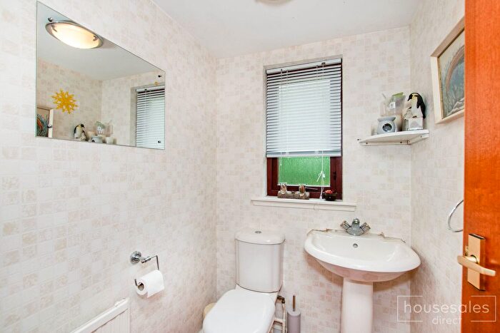 4 Bedroom Detached House For Sale In Turretbank Road, Crieff, PH7