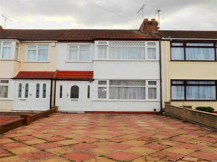 3 Bedroom Terraced House To Rent In Albany Park Avenue, Enfield, Middlesex, EN3