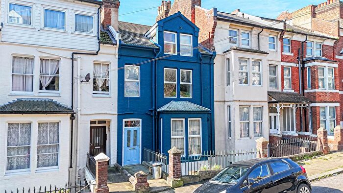 6 Bedroom Terraced House For Sale In Nelson Road, Hastings, TN34