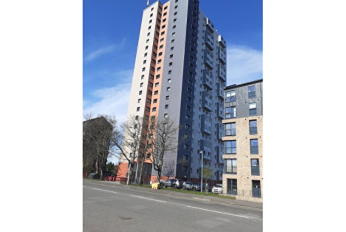 2 Bedroom Flat To Rent In , Ibroxholm Oval, G51