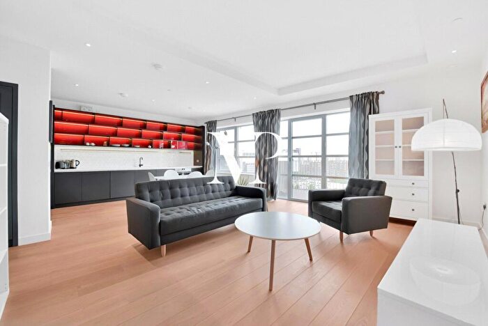 2 Bedroom Apartment To Rent In Kent Building, Hope Street, London, E14