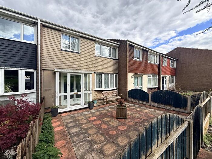 3 Bedroom Terraced House For Sale In Ragley Walk, Rowley Regis, B65