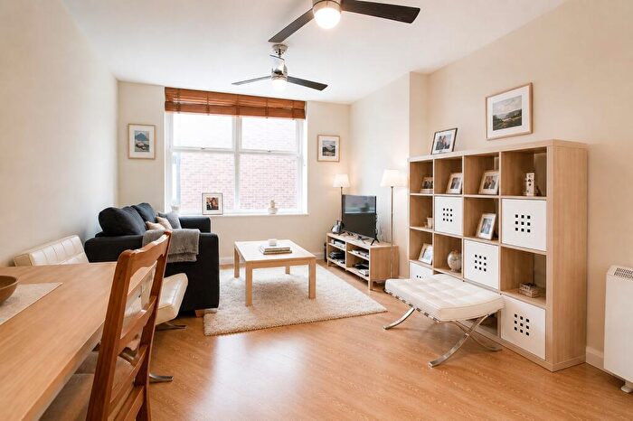 1 Bedroom Flat To Rent In Upper Street, Fleet, Hampshire, GU51
