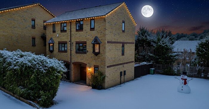 3 Bedroom Semi-Detached House For Sale In Church Street, Tovil, ME15