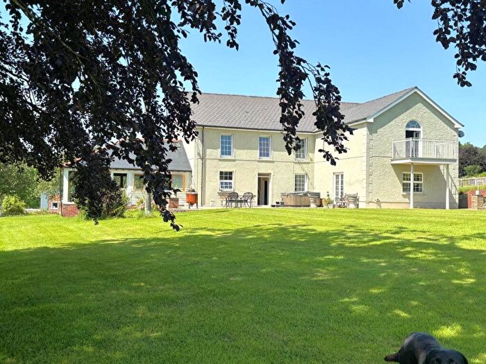 6 Bedroom Smallholding For Sale In Nantgaredig, Carmarthen, SA32