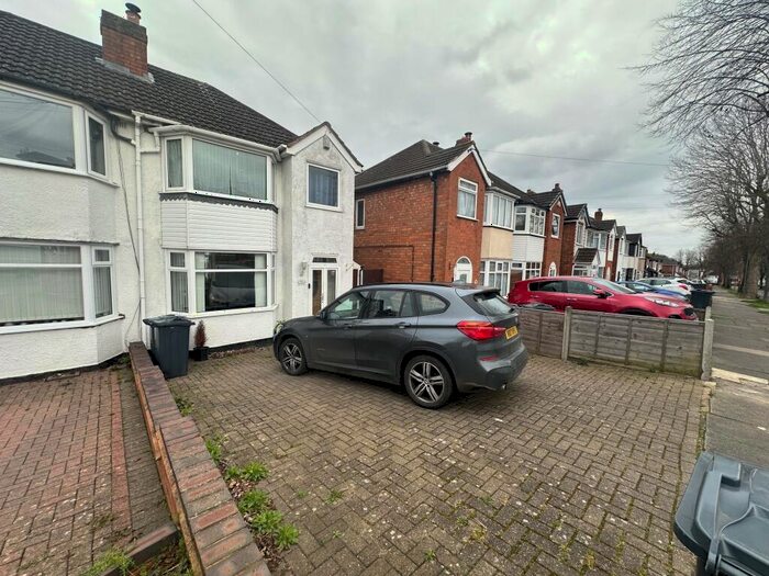 3 Bedroom House To Rent In Whitecroft Road, Sheldon, Birmingham, B26
