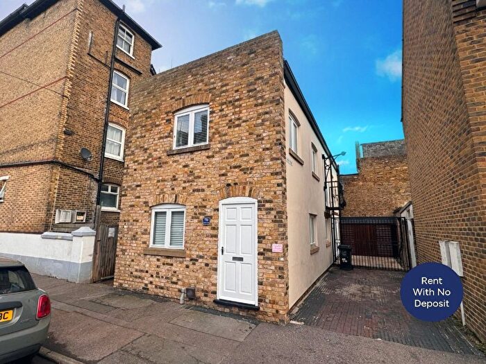 3 Bedroom Detached House To Rent In Station Road, Westgate-On-Sea, Kent, CT8