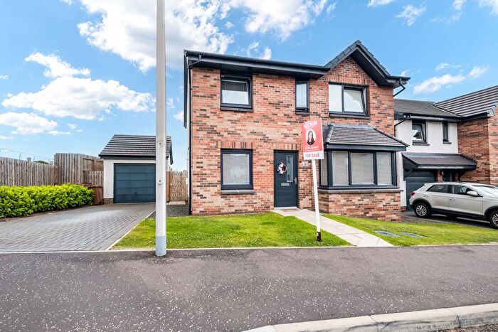 4 Bedroom Detached House For Sale In Ballumbie Rise Avenue, Dundee, DD4