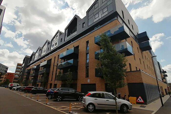 1 Bedroom Flat To Rent In Collendale Road, London, E17