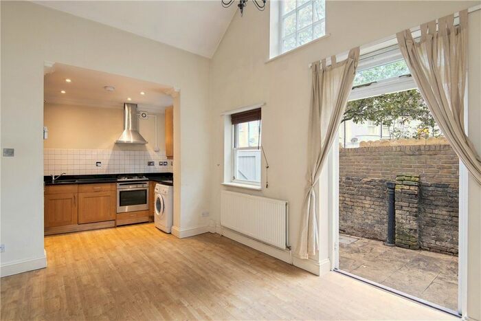 1 Bedroom Terraced House To Rent In Allfarthing Lane, London SW18