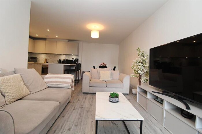 2 Bedroom Flat For Sale In Charles Court, Margate, CT9