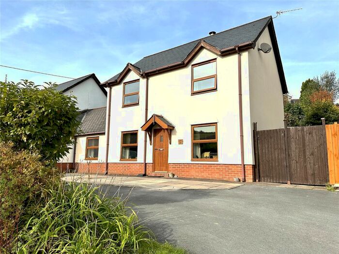 3 Bedroom Semi-Detached House For Sale In Y Fan, Llanidloes, Powys, SY18