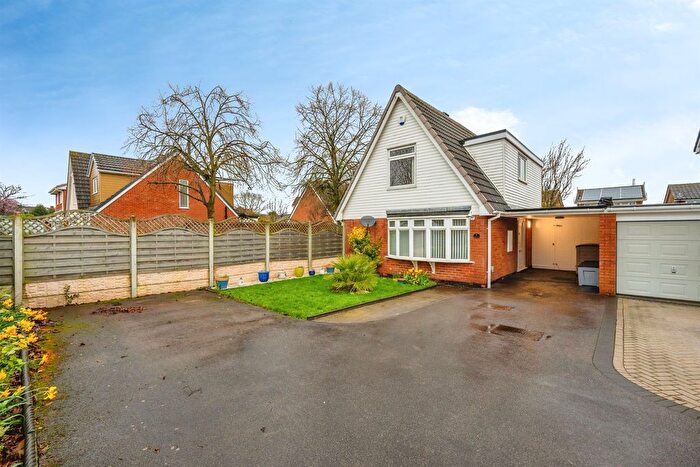 3 Bedroom Detached House For Sale In Manifold Close, Burntwood, WS7