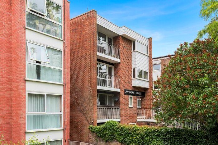 1 Bedroom Flat To Rent In Brighton Road, Sutton, SM2