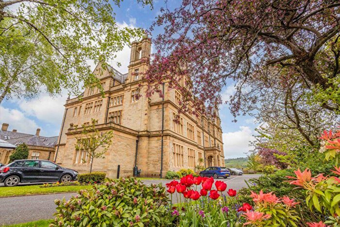 1 Bedroom Apartment For Sale In Edgcumbe House, Bramwell Way, Savile Park, HX1