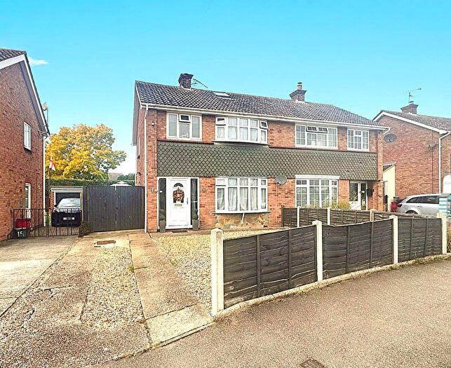 3 Bedroom Semi-Detached House For Sale In Whitegate Road, Brightlingsea, CO7