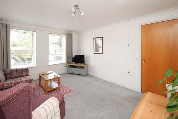 1 Bedroom Flat For Sale In Oakfield House, Binswood Avenue, Leamington Spa, CV32