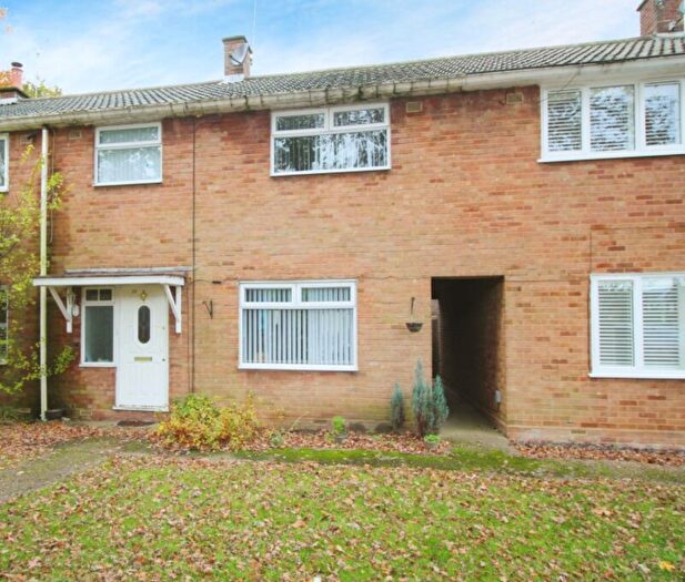 3 Bedroom Terraced House For Sale In Boundary Drive, Brentwood, CM13