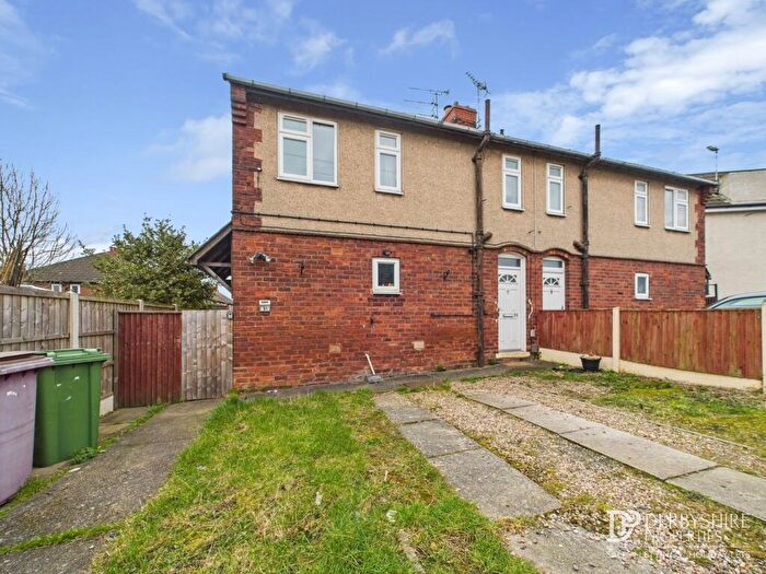 3 Bedroom Semi-Detached House For Sale In Central Drive, Blackwell, DE55