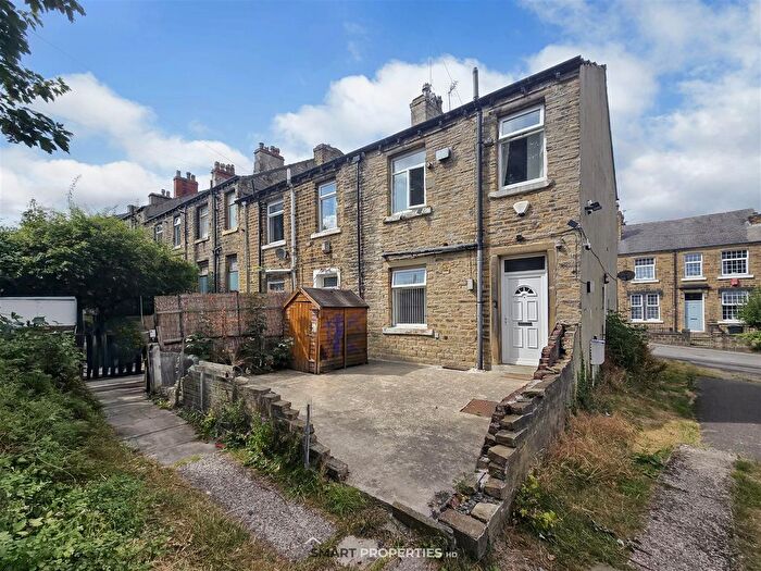 2 Bedroom End Terrace House For Sale In Hawthorne Terrace, Crosland Moor, Huddersfield, HD4