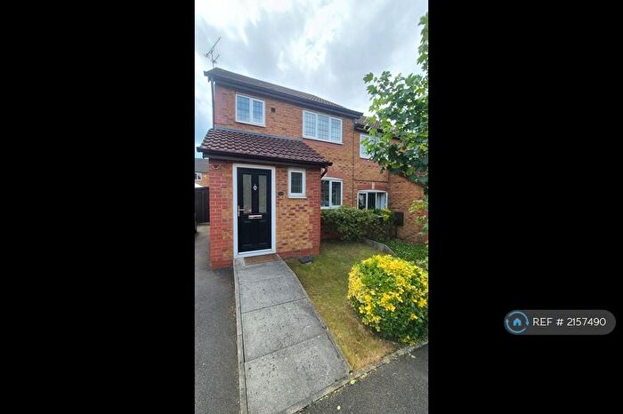3 Bedroom Semi-Detached House To Rent In Northumberland Way, Manchester, M22
