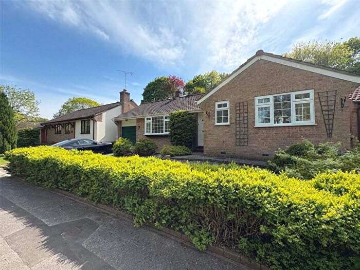 3 Bedroom Bungalow For Sale In Oaklea, Honiton, Devon, EX14