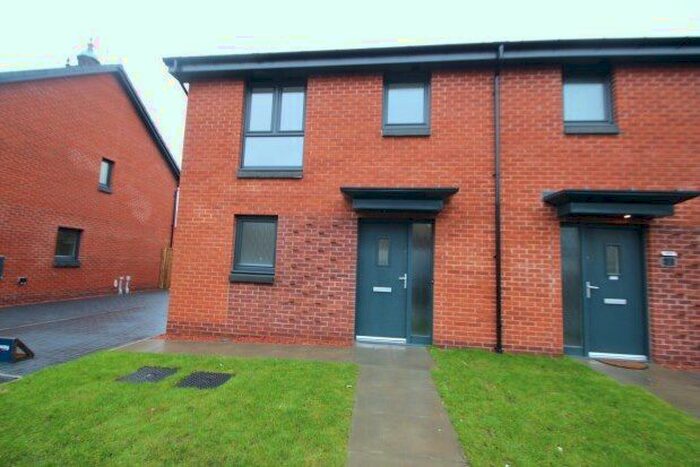 3 Bedroom Semi-Detached House To Rent In Laboratory Place, Glasgow, G20