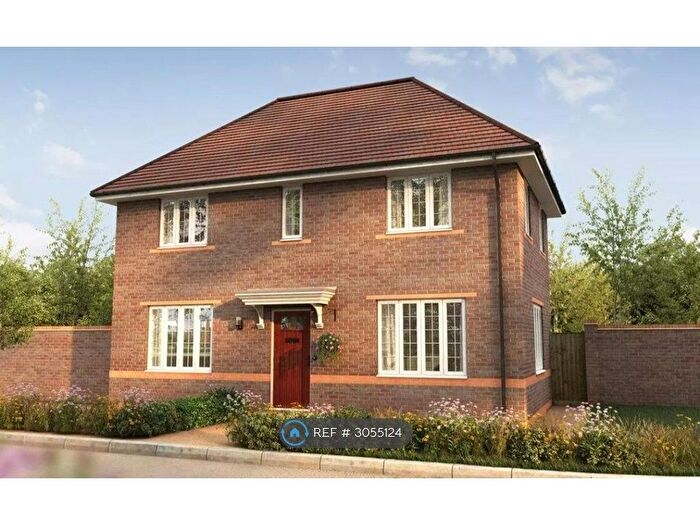 3 Bedroom Detached House To Rent In Arrowsmith Drive, Cheadle, SK8