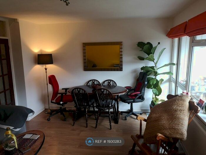 3 Bedroom Maisonette To Rent In Shelley Court, London, E10