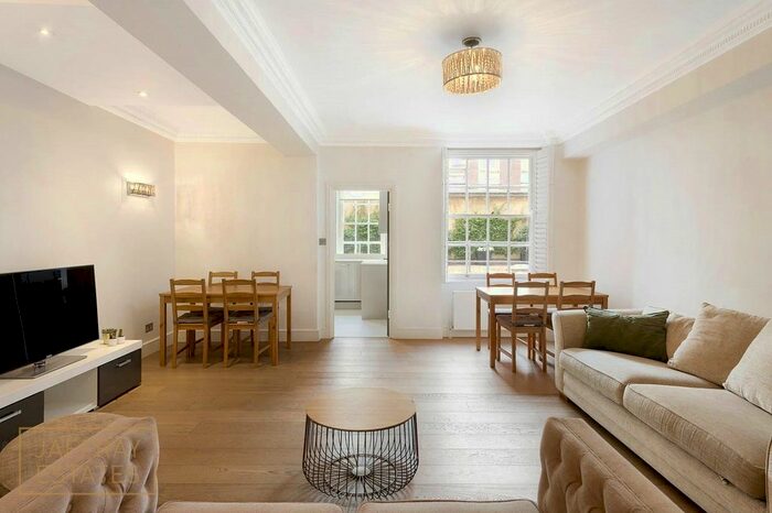 4 Bedroom Flat To Rent In Portman Square, Marylebone, London, W1H