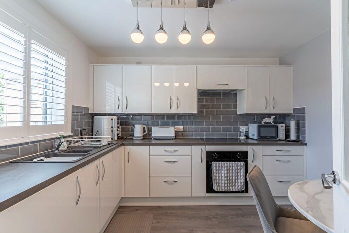 1 Bedroom Semi-Detached Bungalow For Sale In Calder Place, Dalgety Bay, KY11