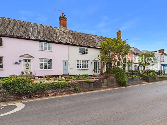 3 Bedroom Cottage For Sale In Denmark Street, Diss, IP22