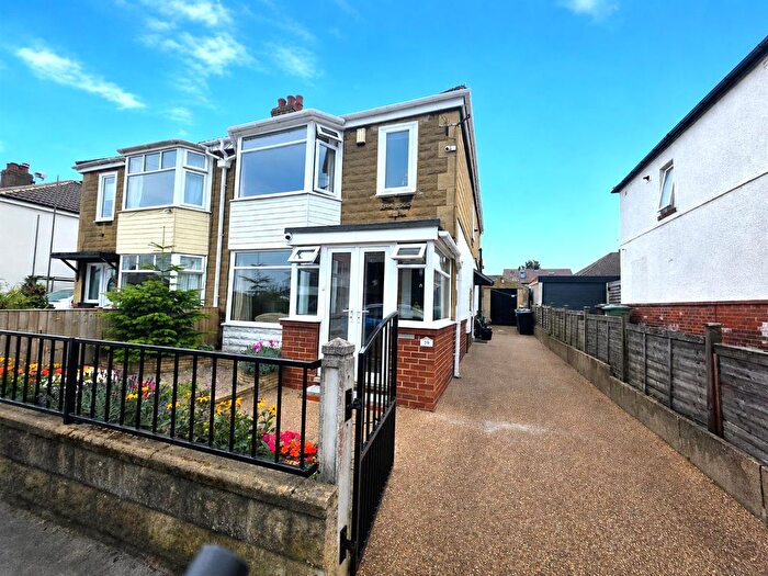 3 Bedroom Property For Sale In Richmond Road, Farsley, Pudsey, LS28