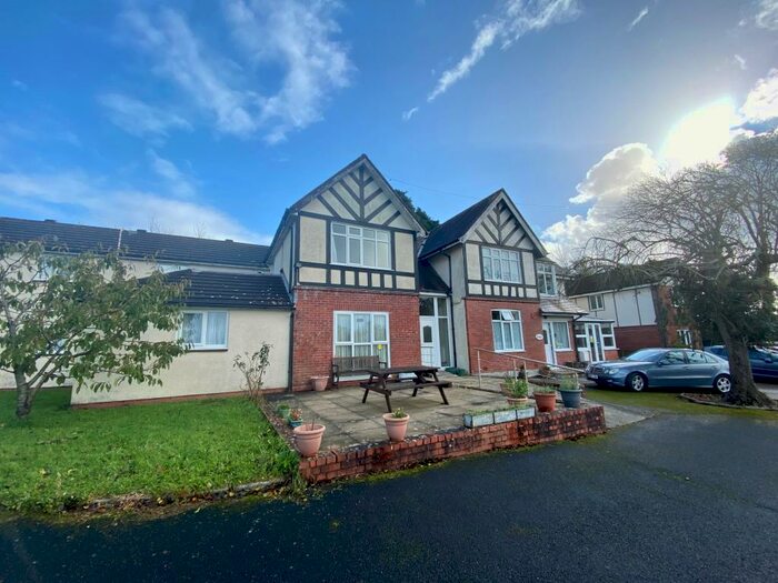 8 Bedroom House To Rent In Lancaster Gardens, Plymouth, PL5