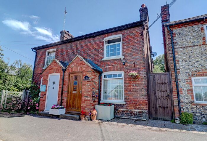 3 Bedroom Semi-Detached House For Sale In Station Road, Princes Risborough, Buckinghamshire, HP27