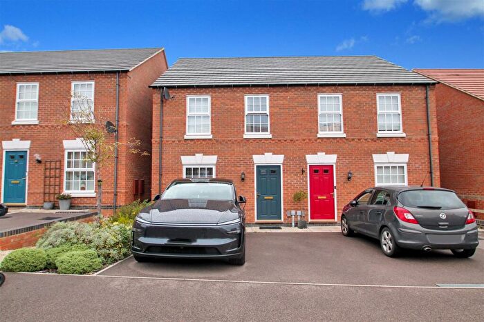 3 Bedroom Terraced House For Sale In Ruby Close, Irthlingborough, NN9