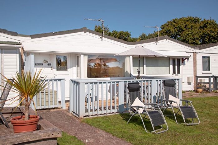 2 Bedroom Bungalow For Sale In Greenway Road, Galmpton, Brixham, TQ5