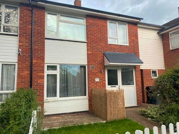 3 Bedroom Property To Rent In Fox Road, Stevenage, SG1