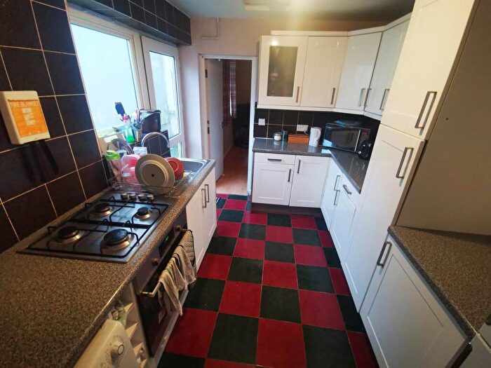 5 Bedroom Terraced House To Rent In Coburn Street, Cathays, Cardiff, CF24