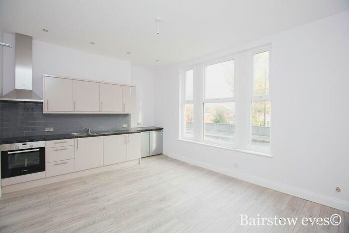 1 Bedroom Flat To Rent In Criterion House, N17